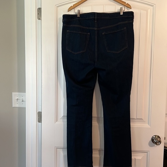 Old Navy Kicker Boot secret slim pockets Jeans 16 - Picture 3 of 7